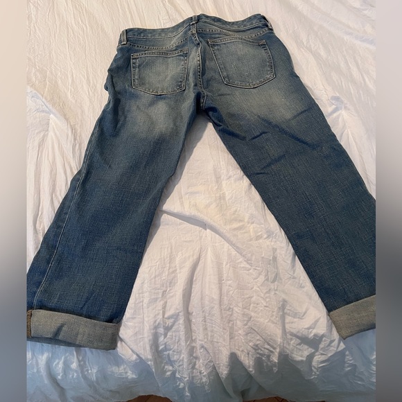 EUC Gap High Rise Crop size 28P - Picture 2 of 9